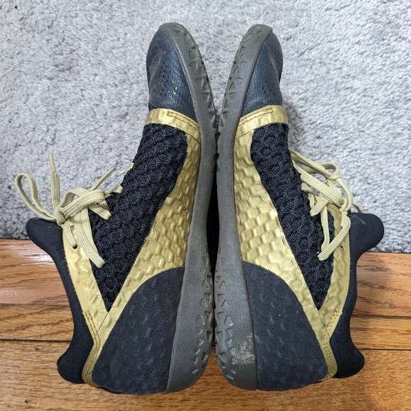 Puma gold and black geometric honeycomb hexagonal basketball sneakers size 7 - Picture 3 of 6